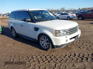 2009 Land Rover Range Rover Sport HSE z VIN SALSK25429A207273, wystawiony jako IAAI lot #41733371 z przebiegiem 122 822 mil mil oraz . Historia ofert i sprzedaży dostępna na DreamBid. Obrazek 1.