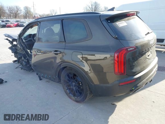 2022 Kia Telluride SX with VIN 5XYP5DHC2NG294489, listed as a IAAI auction lot 41898817 with 12,521 mi miles and . Bid and sale history available at DreamBid. Image 3.