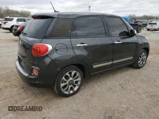 2014 FIAT 500L Lounge with VIN ZFBCFACH6EZ005499, listed as a Copart auction lot 49859355 with 155,511 mi miles and Clean Title. Bid and sale history available at DreamBid. Image 3.