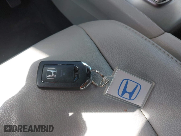 2021 Honda Pilot Special Edition with VIN 5FNYF5H25MB041980, listed as a IAAI auction lot 39597428 with 43,167 mi miles and . Bid and sale history available at carsss.com. Image 11.