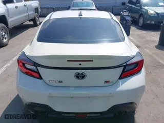 2022 Toyota GR86 Premium with VIN JF1ZNBF1XN8750721, listed as a IAAI auction lot 42100513 with 37,379 mi miles. Bid and sale history available at carsss.com. Image 16.