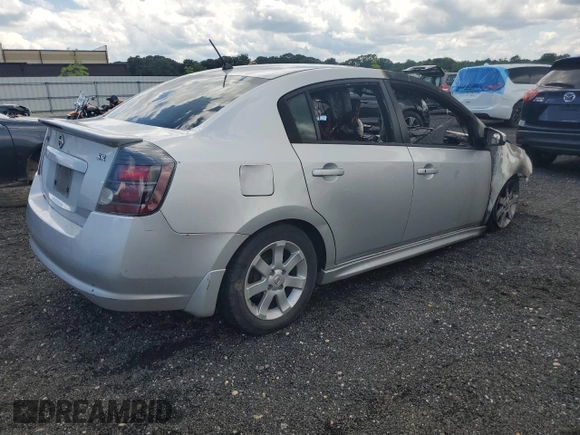 2011 Nissan Sentra SR z VIN 3N1AB6AP1BL658450, wystawiony jako Copart lot #60906635 z przebiegiem Nie podano mil oraz Szkoda całkowita • Salvage title. Historia ofert i sprzedaży dostępna na DreamBid. Obrazek 3.