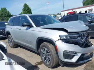 2024 Jeep Grand Cherokee с VIN 1C4RJYB6XRC171449, выставлен на аукционе IAAI как лот 42544548 с пробегом 36 103 миль миль и . История ставок и продаж доступна на DreamBid. Изображение 13.