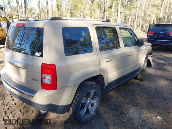 2017 Jeep Patriot High Altitude with VIN 1C4NJRFB6HD194389, listed as a IAAI auction lot 41764249 with 32,008 mi miles. Bid and sale history available at carsss.com. Image 4.