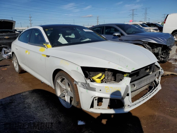 2019 Audi A5 Sportback Premium Plus с VIN WAUENCF56KA077381, выставлен на аукционе Copart как лот 46452555 с пробегом 52 856 миль миль и Списание • Salvage title. История ставок и продаж доступна на DreamBid. Изображение 4.