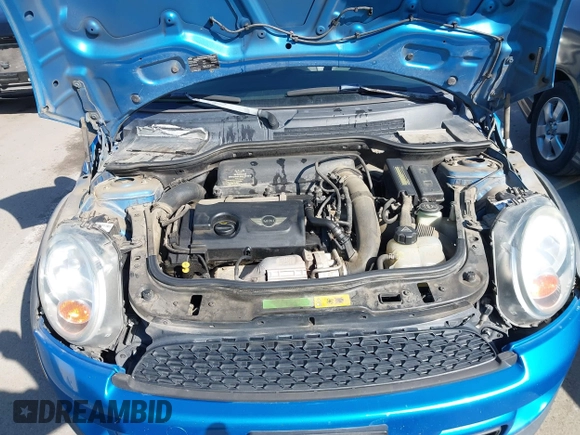 2011 MINI Hardtop S with VIN WMWSV3C53BTY23619, listed as a IAAI auction lot 42196130 with 175,578 mi miles and . Bid and sale history available at DreamBid. Image 10.
