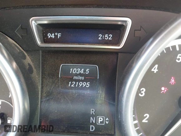 2014 Mercedes-Benz M 350 with VIN 4JGDA5HBXEA373643, listed as a IAAI auction lot 41554130 with 121,995 mi miles and . Bid and sale history available at DreamBid. Image 15.