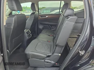 2024 Volkswagen Atlas SE with VIN 1V2HR2CA1RC564839, listed as a IAAI auction lot 42678520 with 21,963 mi miles and . Bid and sale history available at DreamBid. Image 1.