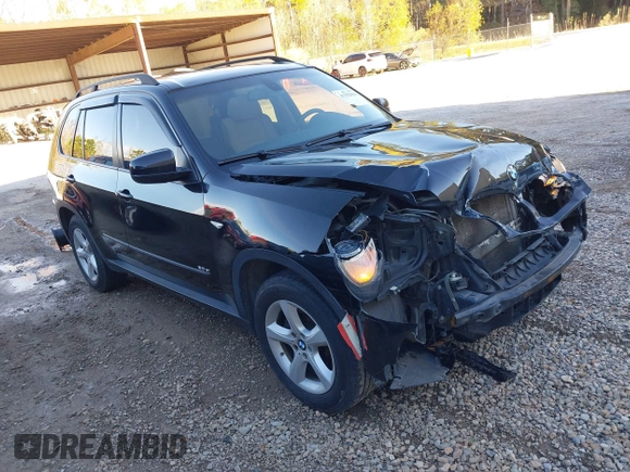 2008 BMW X5 3.0si with VIN 5UXFE43578L026470, listed as a IAAI auction lot 41332050 with 160,467 mi miles. Bid and sale history available at carsss.com. Image 1.