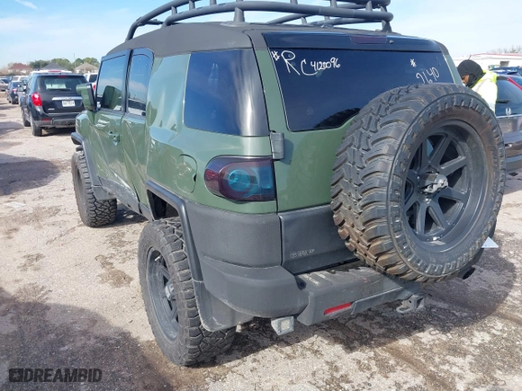 2014 Toyota FJ Cruiser with VIN JTEBU4BFXEK192640, listed as a IAAI auction lot 41349553 with 49,308 mi miles. Bid and sale history available at carsss.com. Image 3.