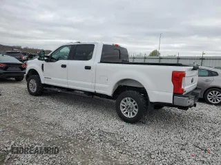 2017 Ford Super Duty F-250 SRW Lariat with VIN 1FT7W2BT9HEB86457, listed as a Copart auction lot 51059605 with 212,962 mi miles and Salvage Title. Bid and sale history available at carsss.com. Image 2.