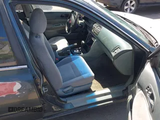 1997 Honda Accord LX with VIN JHMCD5639VC020185, listed as a IAAI auction lot 42072191 with 263,967 mi miles and . Bid and sale history available at carsss.com. Image 5.