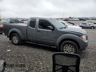 2017 Nissan Frontier SV z VIN 1N6BD0CT9HN746154, wystawiony jako Copart lot #58723845 z przebiegiem 77 113 mil mil oraz Szkoda całkowita • Salvage title. Historia ofert i sprzedaży dostępna na DreamBid. Obrazek 4.