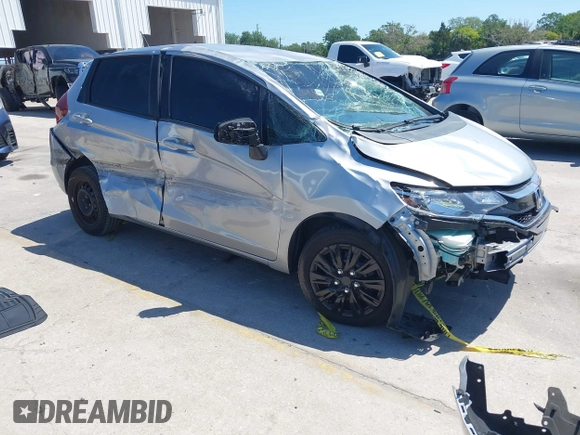 2020 Honda Fit LX z VIN 3HGGK5H48LM732408, wystawiony jako IAAI lot #42054658 z przebiegiem 101 117 mil mil oraz . Historia ofert i sprzedaży dostępna na DreamBid. Obrazek 1.