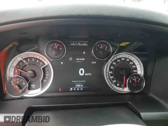2022 Ram 1500 SLT z VIN 1C6RR6LG5NS235148, wystawiony jako Copart lot #59632445 z przebiegiem 27 025 mil mil oraz Nie do naprawy • Non repairable. Historia ofert i sprzedaży dostępna na DreamBid. Obrazek 9.