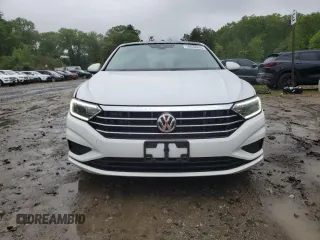 2020 Volkswagen Jetta SEL z VIN 3VWEB7BU3LM029970, wystawiony jako Copart lot #58048625 z przebiegiem 181 399 mil mil oraz Czysty tytuł • Clean title. Historia ofert i sprzedaży dostępna na DreamBid. Obrazek 5.