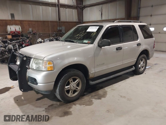 2004 Ford Explorer XLT z VIN 1FMZU73K34UA63816, wystawiony jako IAAI lot #41011396 z przebiegiem 179 850 mil mil oraz . Historia ofert i sprzedaży dostępna na DreamBid. Obrazek 2.
