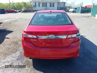 2012 Toyota Camry SE with VIN 4T1BK1FK2CU522980, listed as a IAAI auction lot 42048620 with 262,190 mi miles. Bid and sale history available at carsss.com. Image 16.