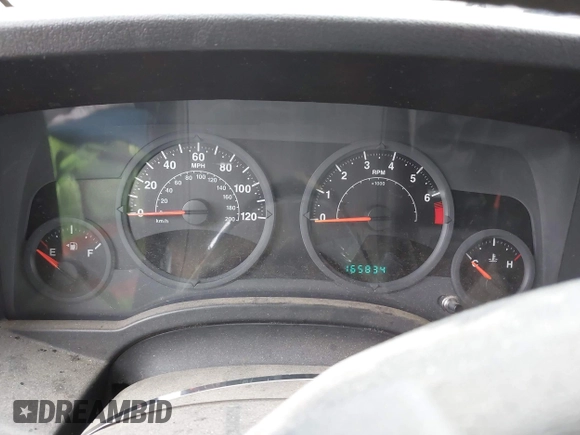 2007 Jeep Compass Sport with VIN 1J8FF47W27D138211, listed as a IAAI auction lot 41959389 with 165,834 mi miles. Bid and sale history available at carsss.com. Image 7.