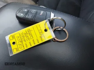 2020 Dodge Durango R/T z VIN 1C4SDJCT5LC114927, wystawiony jako IAAI lot #42483198 z przebiegiem 66 548 mil mil oraz . Historia ofert i sprzedaży dostępna na DreamBid. Obrazek 11.