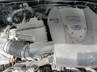 2018 Toyota Tacoma SR5 с VIN 5TFSZ5AN6JX137670, выставлен на аукционе Copart как лот 56890345 с пробегом 103 511 миль миль и Списание • Salvage title. История ставок и продаж доступна на DreamBid. Изображение 14.