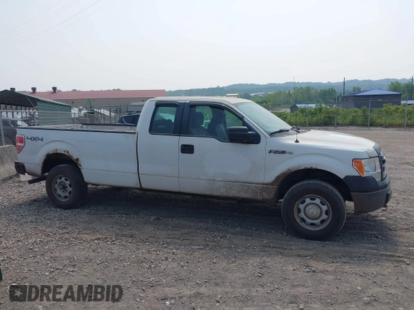 2014 Ford F-150 XL z VIN 1FTFX1EF6EKF63316, wystawiony jako IAAI lot #42405758 z przebiegiem 107 127 mil mil oraz . Historia ofert i sprzedaży dostępna na DreamBid. Obrazek 13.