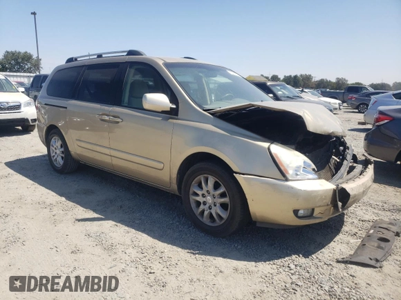 2006 Kia Sedona LX with VIN KNDMB233666035774, listed as a Copart auction lot 65491474 with 106,909 mi miles and Salvage Title. Bid and sale history available at carsss.com. Image 4.