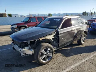 2022 Mercedes-Benz GLC with VIN W1N0G8DBXNV372874, listed as a Copart auction lot 49518315 with 22,207 mi miles and Salvage Title. Bid and sale history available at carsss.com. Image 1.