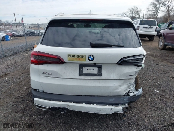 2023 BMW X5 xDrive40i with VIN 5UXCR6C00P9P33221, listed as a IAAI auction lot 41631391 with 19,023 mi miles. Bid and sale history available at carsss.com. Image 17.
