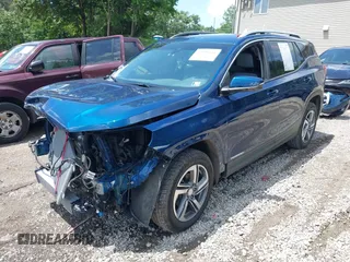 2020 GMC Terrain SLT z VIN 3GKALVEV4LL345105, wystawiony jako IAAI lot #42525582 z przebiegiem 47 848 mil mil oraz . Historia ofert i sprzedaży dostępna na DreamBid. Obrazek 2.