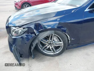 2018 Mercedes-Benz E-Class E 400 with VIN WDD1J6FB4JF054970, listed as a IAAI auction lot 41909770 with 69,700 mi miles. Bid and sale history available at carsss.com. Image 6.