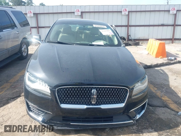 2018 Lincoln MKZ Reserve z VIN 3LN6L5E96JR623383, wystawiony jako IAAI lot #42203009 z przebiegiem 91 722 mil mil oraz . Historia ofert i sprzedaży dostępna na DreamBid. Obrazek 12.