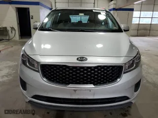 2015 Kia Sedona LX with VIN KNDMB5C12F6021516, listed as a Copart auction lot 60296154 with 221,220 mi miles and Clean Title. Bid and sale history available at carsss.com. Image 5.