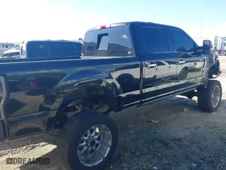 2017 Ford Super Duty F-250 SRW Lariat with VIN 1FT7W2BT1HED50266, listed as a IAAI auction lot 41149852 with 1 mi miles. Bid and sale history available at carsss.com. Image 4.