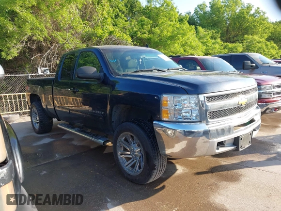 2012 Chevrolet Silverado 1500 LT with VIN 1GCRKSE73CZ186037, listed as a IAAI auction lot 42035315 with 164,967 mi miles. Bid and sale history available at carsss.com. Image 13.