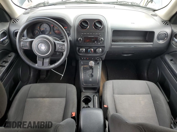 2015 Jeep Patriot Latitude with VIN 1C4NJRFB4FD339944, listed as a Copart auction lot 55664735 with 84,017 mi miles and Clean title. Bid and sale history available at DreamBid. Image 8.