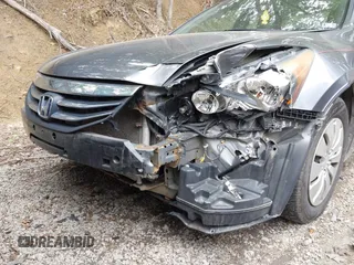 2011 Honda Accord LX z VIN 1HGCP2F33BA025110, wystawiony jako IAAI lot #42342122 z przebiegiem 149 462 mil mil oraz . Historia ofert i sprzedaży dostępna na DreamBid. Obrazek 14.