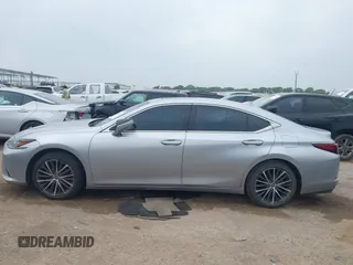 2022 Lexus ES 350 с VIN 58ADZ1B1XNU125658, выставлен на аукционе IAAI как лот 42380035 с пробегом 48 518 миль миль и . История ставок и продаж доступна на DreamBid. Изображение 14.