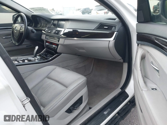 2011 BMW 5 Series 535i xDrive with VIN WBAFU7C59BC877714, listed as a IAAI auction lot 41491893 with 107,373 mi miles. Bid and sale history available at carsss.com. Image 5.