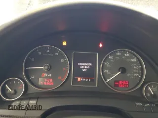 2008 Audi S4 z VIN WAUGL78E18A162303, wystawiony jako Copart lot #56347265 z przebiegiem 56 011 mil mil oraz Szkoda całkowita • Salvage title. Historia ofert i sprzedaży dostępna na DreamBid. Obrazek 9.