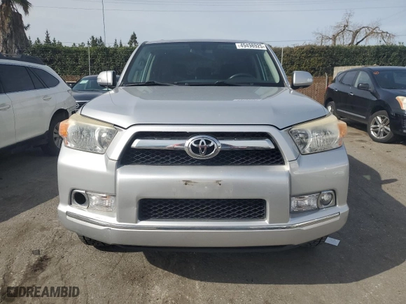 2011 Toyota 4Runner SR5 with VIN JTEZU5JR5B5016881, listed as a Copart auction lot 49498925 with 147,404 mi miles and Salvage Title. Bid and sale history available at carsss.com. Image 5.
