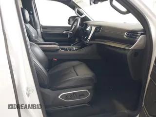 2024 Jeep Wagoneer Series II with VIN 1C4SJSBP5RS144530, listed as a IAAI auction lot 42820280 with 37,152 mi miles and . Bid and sale history available at DreamBid. Image 5.