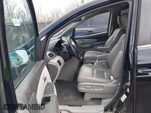 2016 Honda Odyssey EX-L with VIN 5FNRL5H68GB150485, listed as a IAAI auction lot 41835927 with 97,765 mi miles. Bid and sale history available at carsss.com. Image 5.
