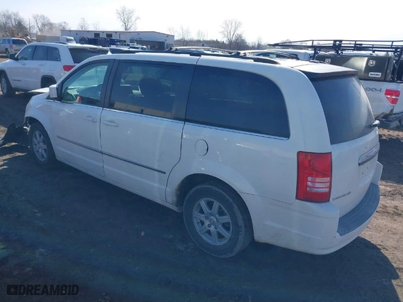 2009 Chrysler Town & Country Touring with VIN 2A8HR541X9R674712, listed as a IAAI auction lot 41776683 with 136,170 mi miles. Bid and sale history available at carsss.com. Image 3.