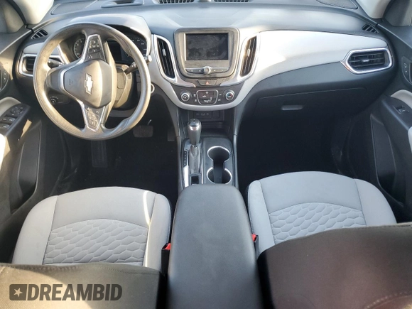 2020 Chevrolet Equinox LS z VIN 2GNAXSEV9L6222054, wystawiony jako Copart lot #70591174 z przebiegiem Nie podano mil oraz Czysty tytuł • Clean title. Historia ofert i sprzedaży dostępna na DreamBid. Obrazek 8.