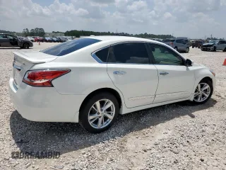 2015 Nissan Altima 2.5 with VIN 1N4AL3AP2FN899406, listed as a Copart auction lot 59684015 with 140,965 mi miles and Salvage title. Bid and sale history available at DreamBid. Image 3.