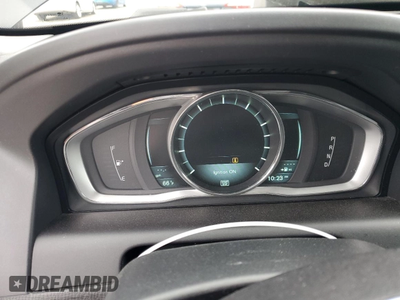 2015 Volvo XC60 T5 Drive-E Platinum with VIN YV440MDD4F2591238, listed as a Copart auction lot 51111765 with Not provided miles and Salvage title. Bid and sale history available at DreamBid. Image 9.