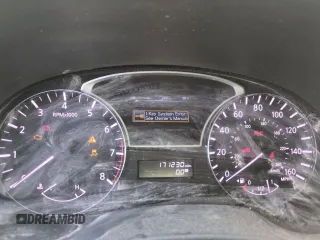 2013 Nissan Pathfinder Platinum with VIN 5N1AR2MM8DC635468, listed as a Copart auction lot 61009425 with 171,230 mi miles and Clean title. Bid and sale history available at DreamBid. Image 9.