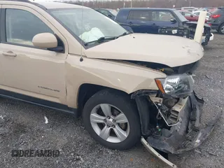 2017 Jeep Compass High Altitude with VIN 1C4NJDEB9HD208970, listed as a IAAI auction lot 41877108 with 119,029 mi miles. Bid and sale history available at carsss.com. Image 6.