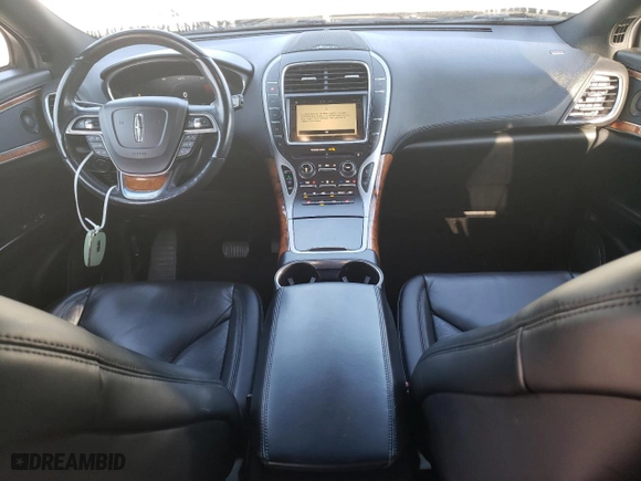 2019 Lincoln Nautilus Select with VIN 2LMPJ8K97KBL17362, listed as a Copart auction lot 68612843 with 71,190 mi miles. Bid and sale history available at carsss.com. Image 8.